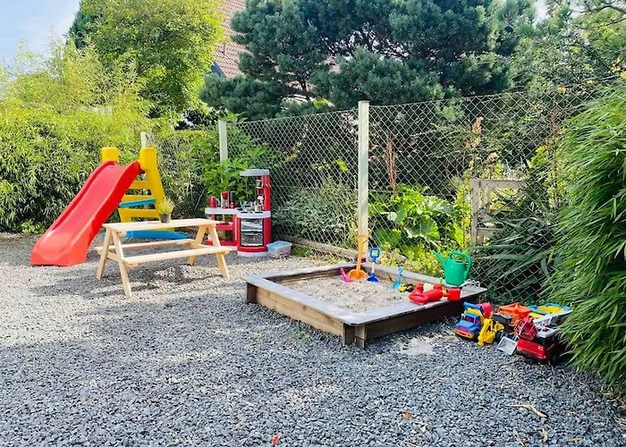 Pool, Sauna Und Blick Ins Gruene Feriehus *