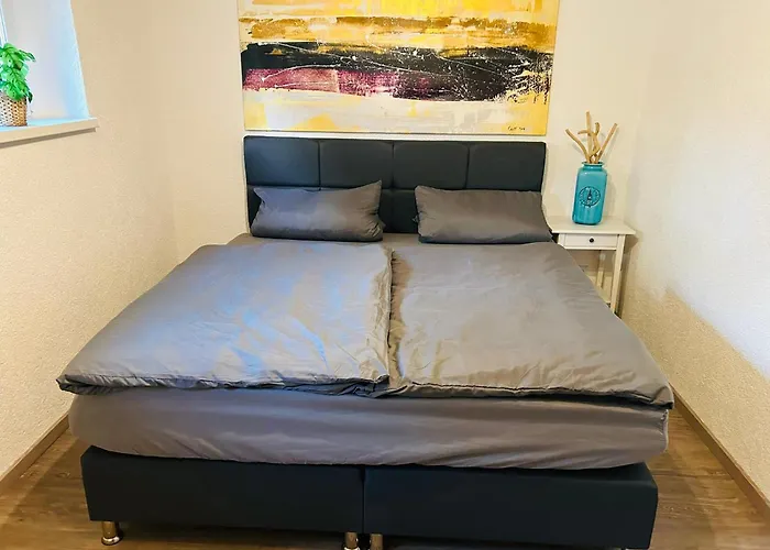 Pool, Sauna Und Blick Ins Gruene