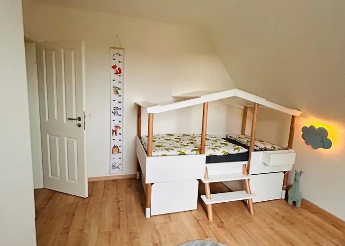 Pool, Sauna Und Blick Ins Gruene Feriehus Wittenberg